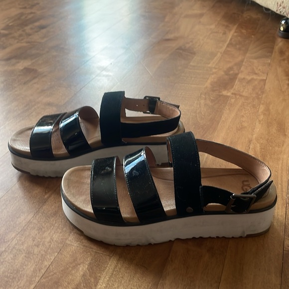 UGG Braelynn Platform Sandal Black White Size 7 - Picture 7 of 8
